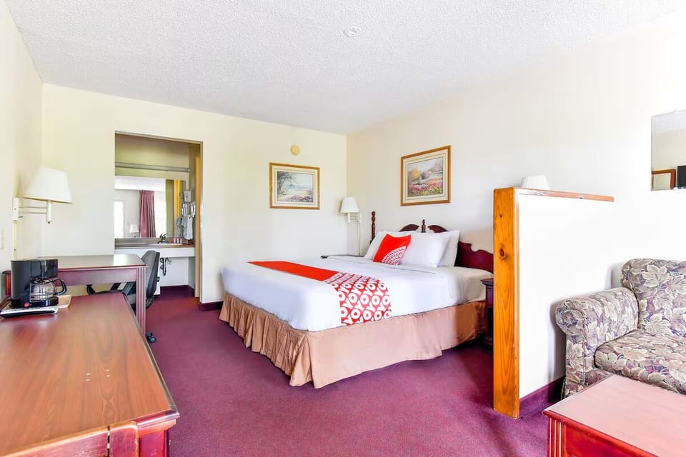 Bedroom. Interior and views may vary based on location and availability.