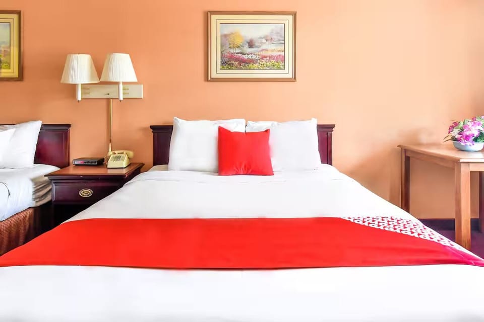 Bedroom. Interior and views may vary based on location and availability.