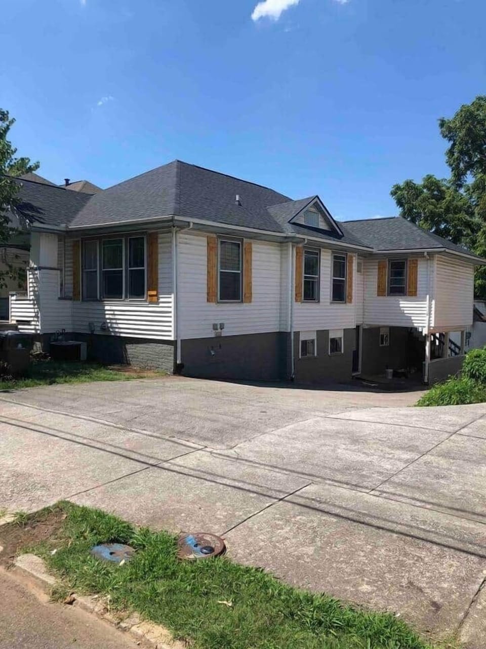 Exterior of house. There are 3 completely separate units in this house.