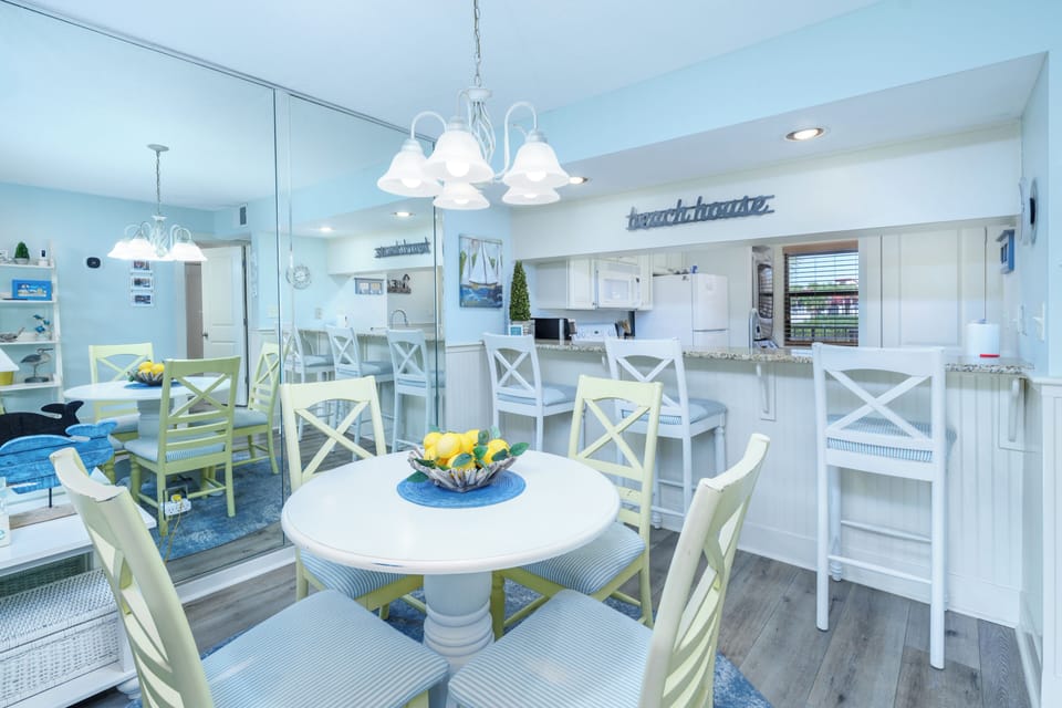 Comfortable dining space with a view into the kitchen
