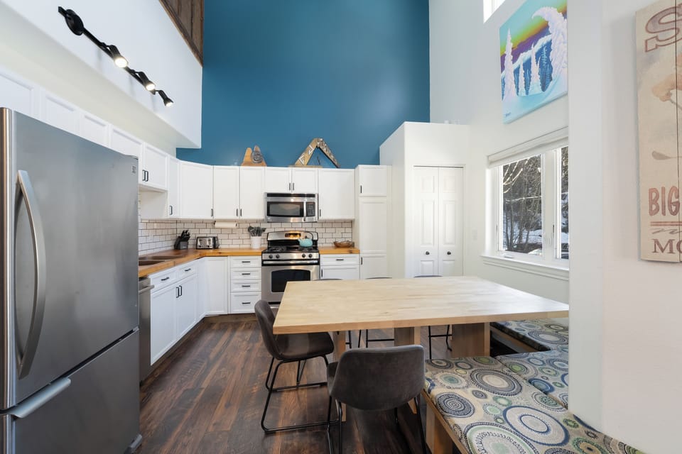 Fun built in seating for family and friend meals!