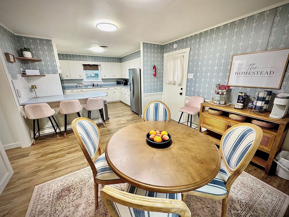 Open Dining/Kitchen