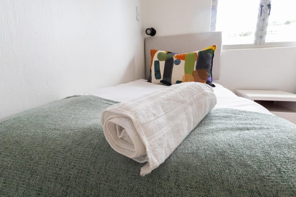 Chaka's Rock Chalets - Charming Coastal Chalet 27 (5172)