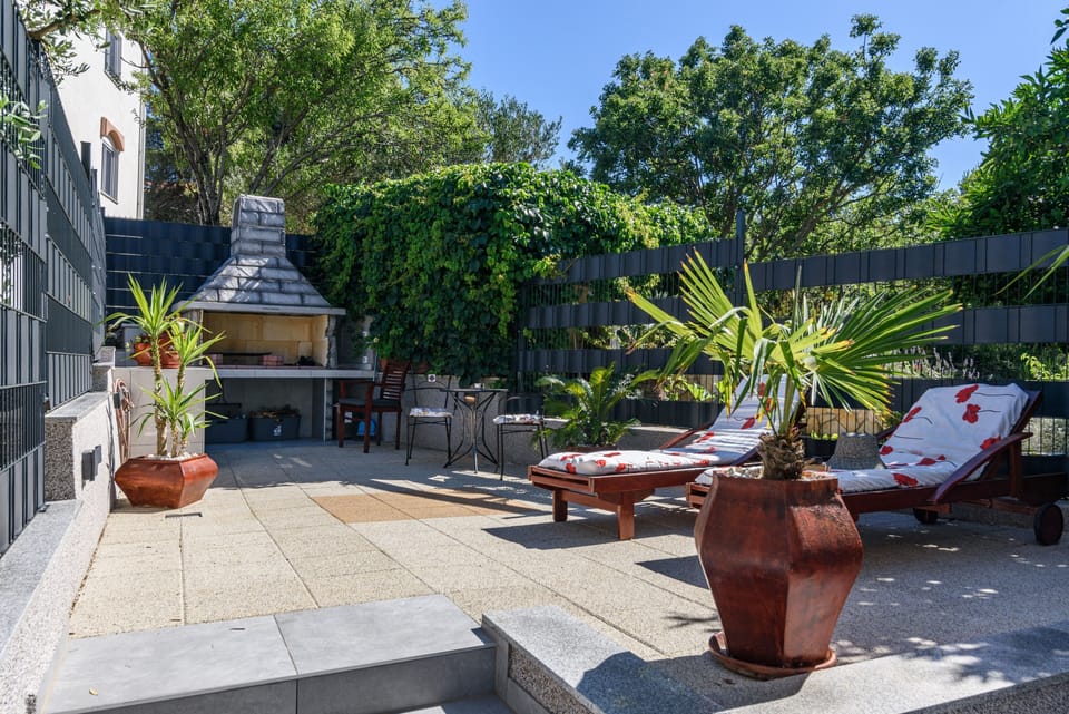 Terrace 2