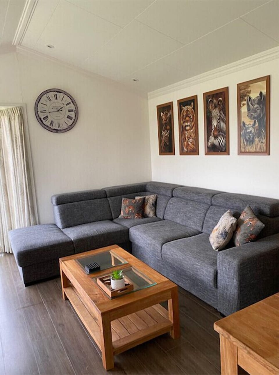 Vakantieverhuur Van Dijk - Chalet Alpaca - living room