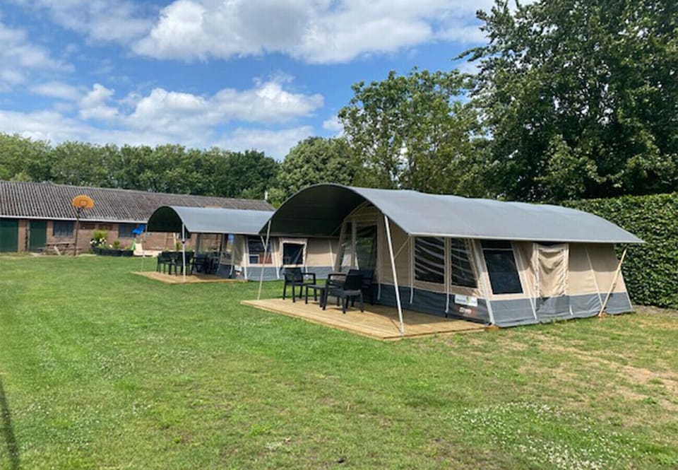 Vakantieverhuur Van Dijk - Lodge tent Eendje - front