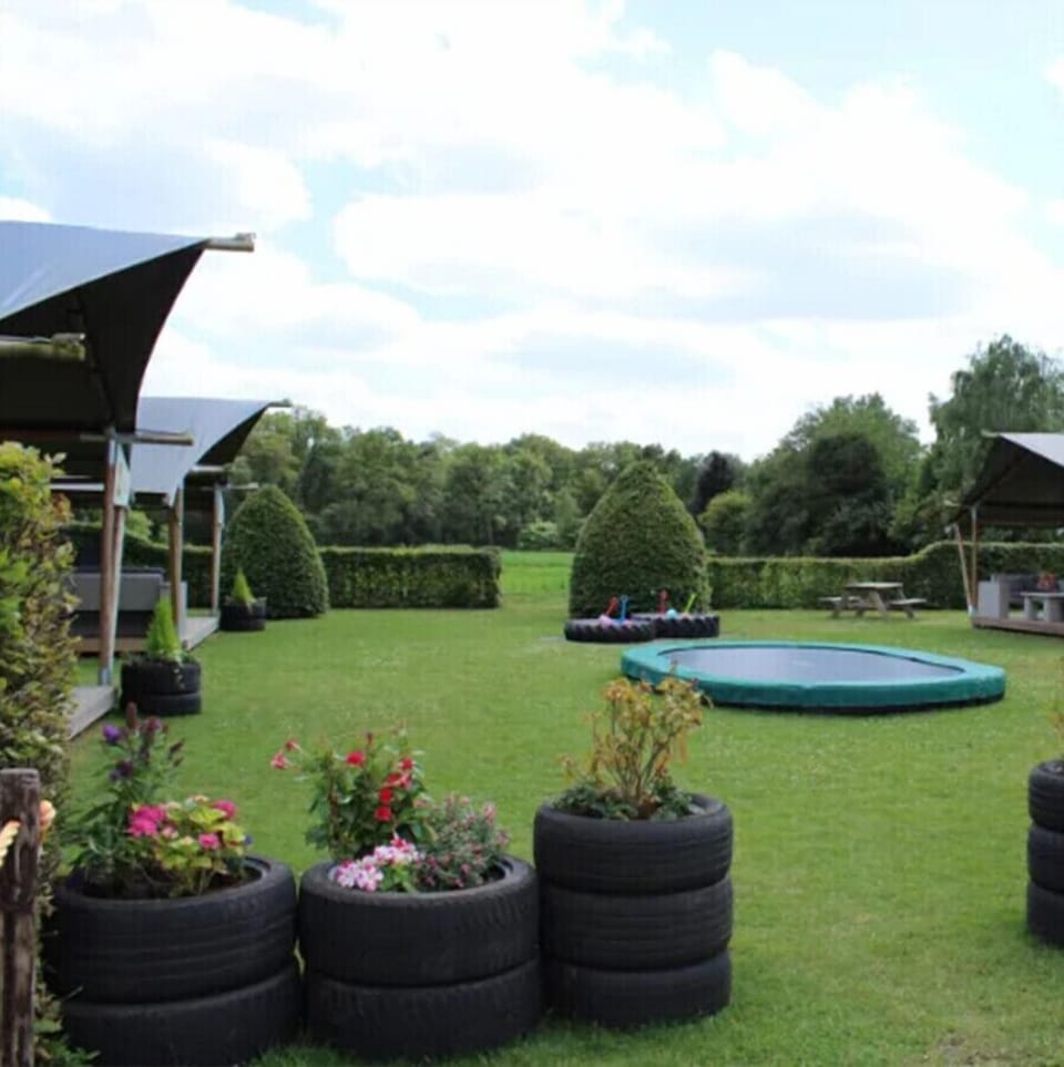 Vakantieverhuur Van Dijk - Safaritent Varkentje - other