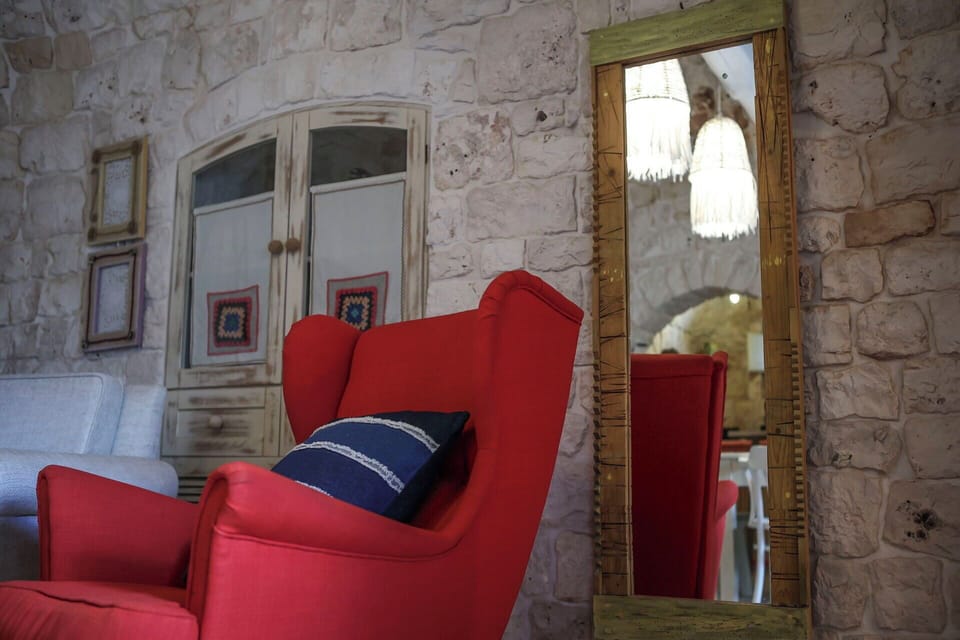 Autumn, Living Room, Spring, Summer