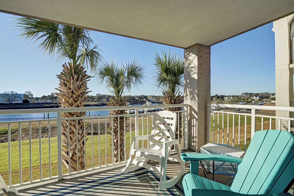 Balcony outside the living room overlooking the Waccamaw intercoastal waterway