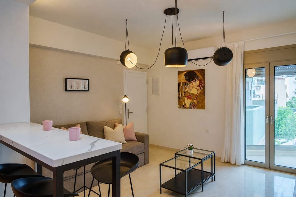 Bright Open-Plan Living Room with Dining Area