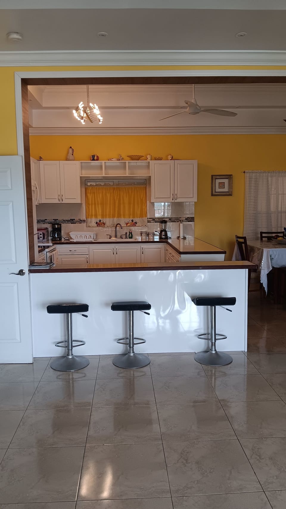 Kitchen 1