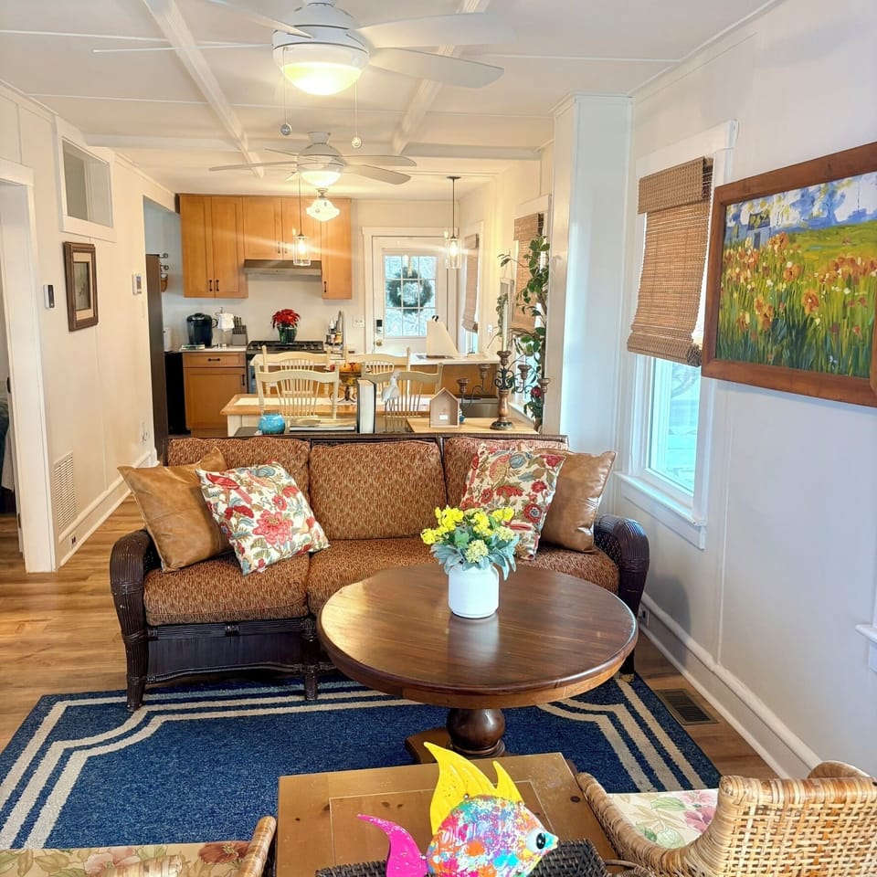 Bright, fully equipped efficient kitchen to cook and gather