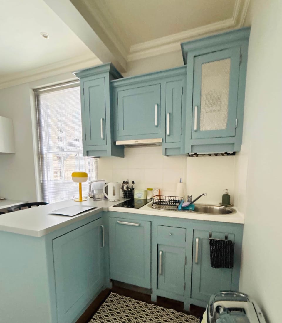 Tranquil Settings in Beautiful Ham Common 