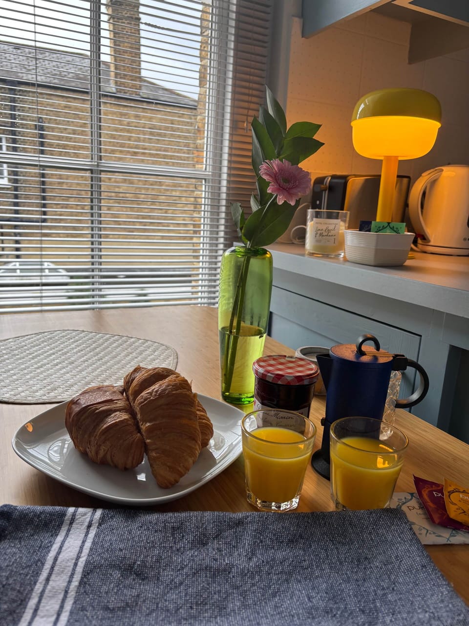Light Filled Apartment 