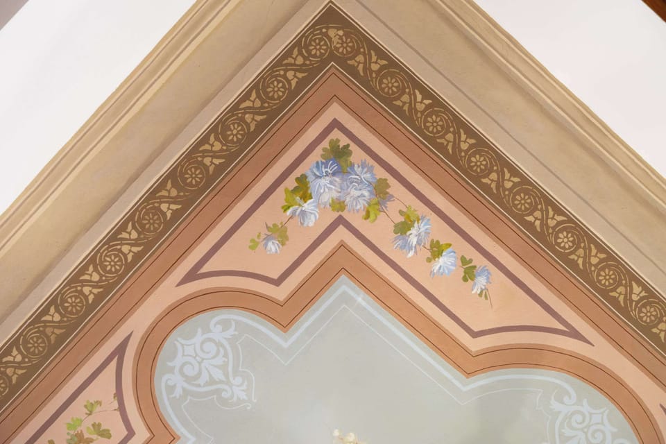 Charming details