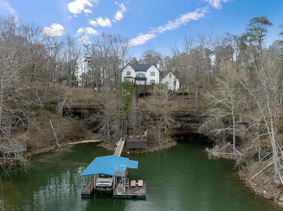 Kayak and Paddle board available to guests.