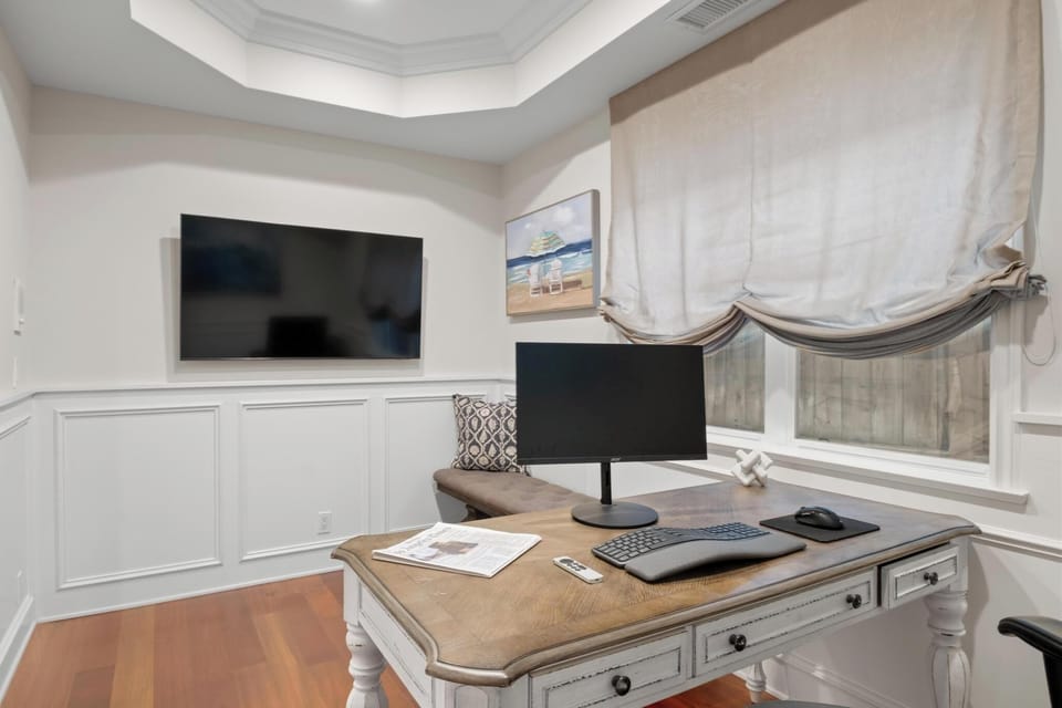 Office  |  1st Floor