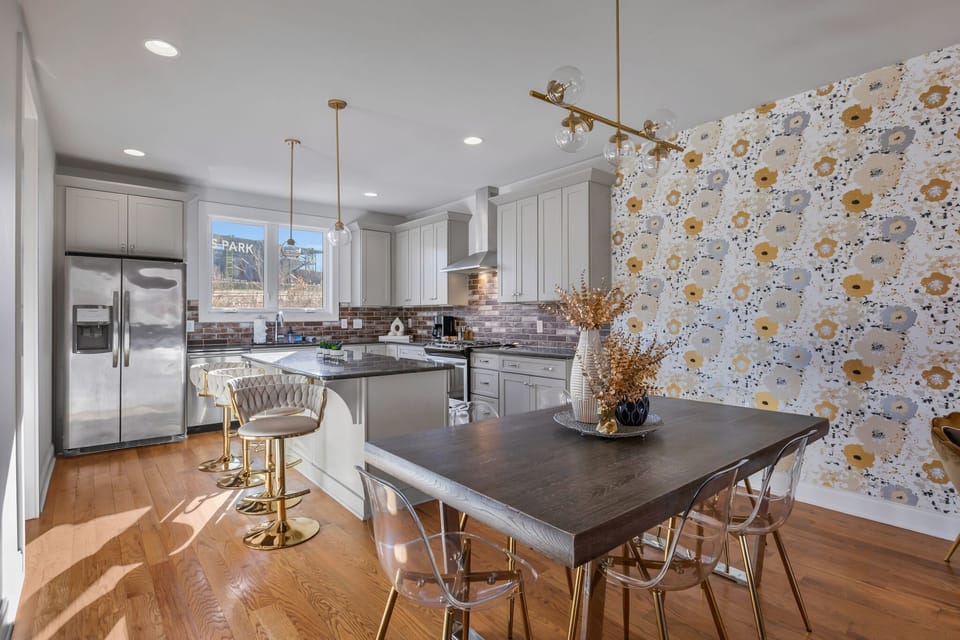 Plenty of dining space for your entire party.