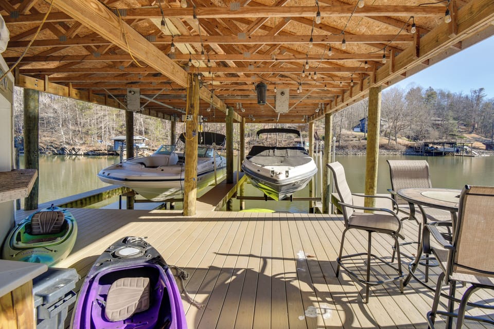 Furnished Boat Dock