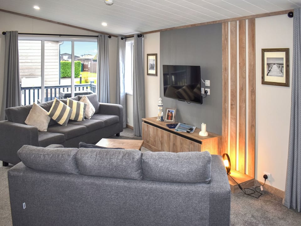 Living area | Lodge 8 - Pinewood Retreats, Lyme Regis