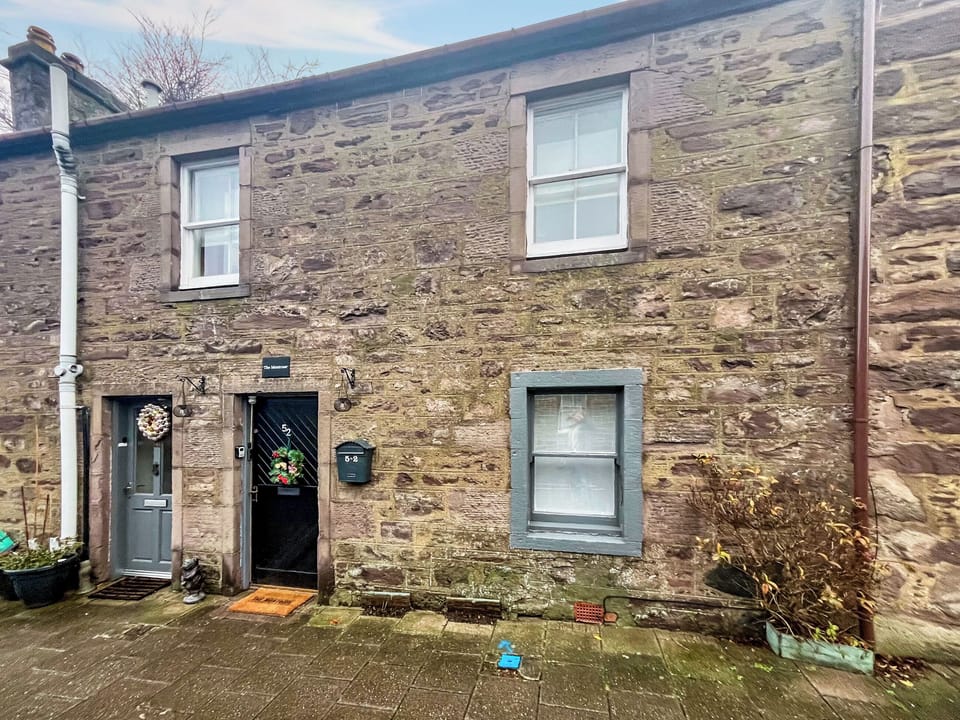 Exterior | The Montrose, Muthill