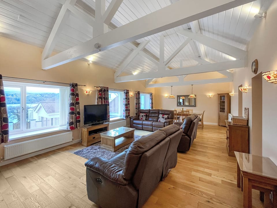 Living room/dining room | Pilots Loft, Menai Bridge