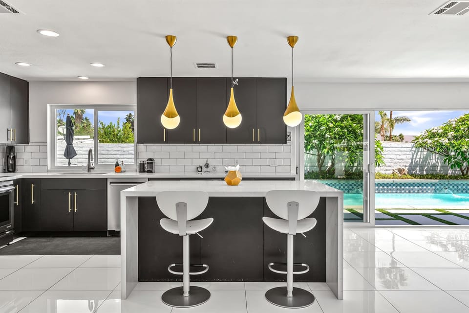 breakfast bar