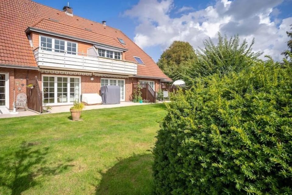 Holiday Home Exterior [summer]