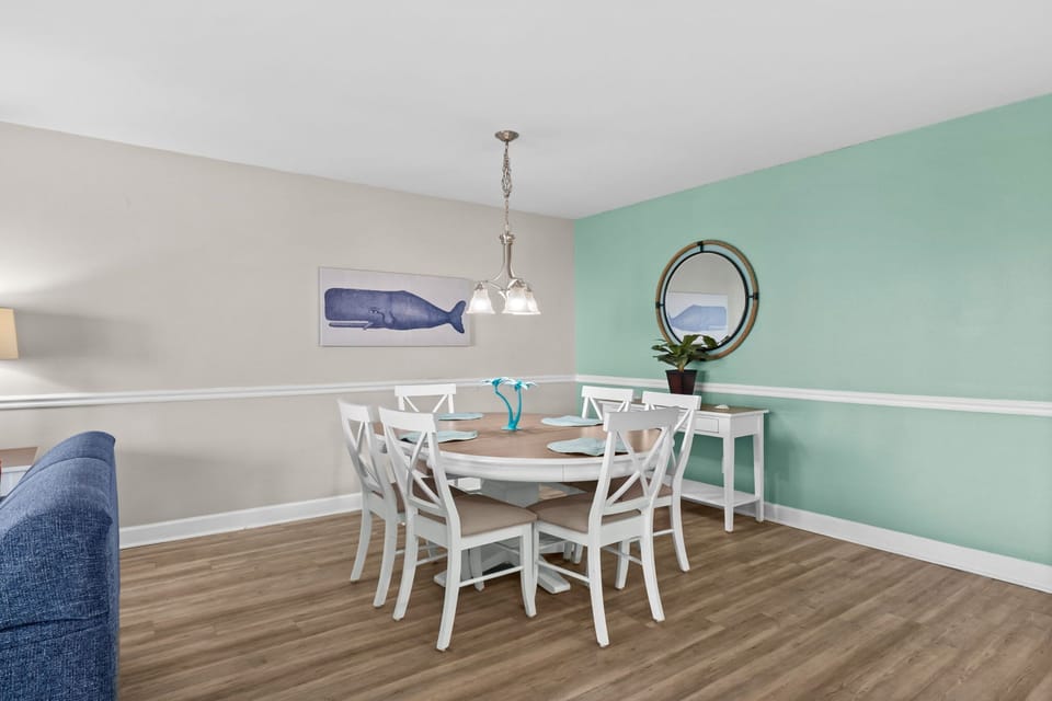 Dining table seats six!