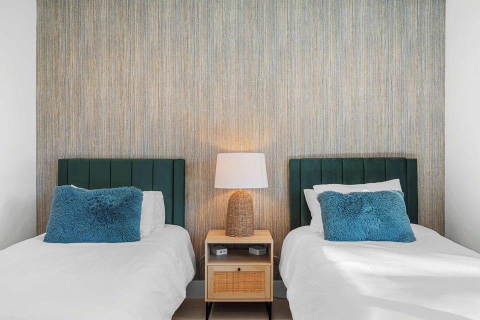Cozy room featuring two twin beds