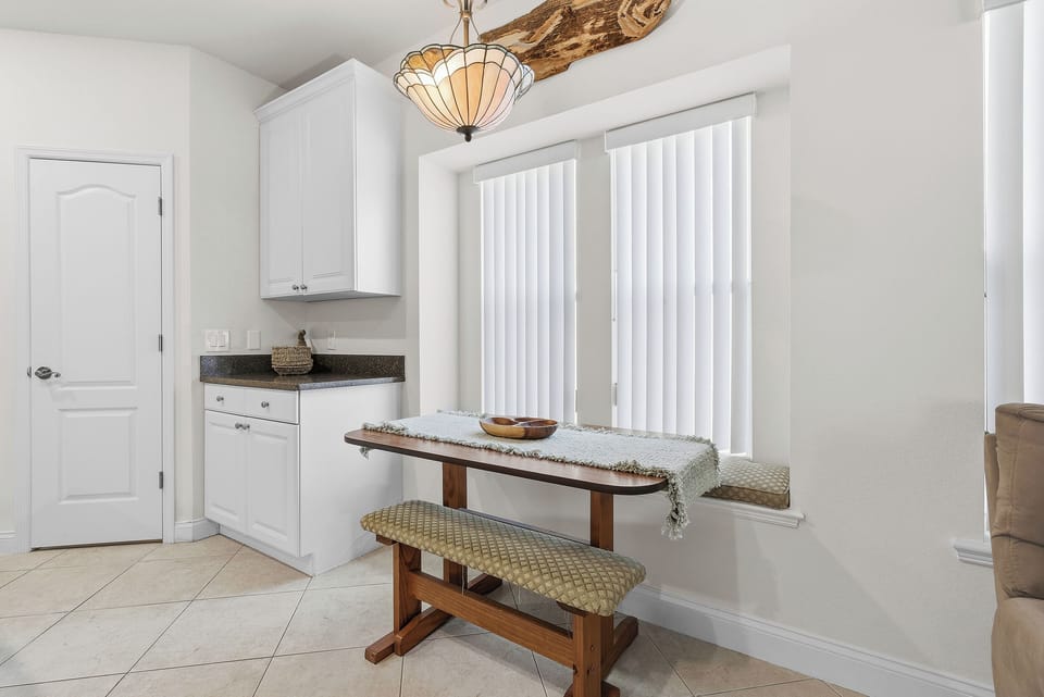 Breakfast Nook