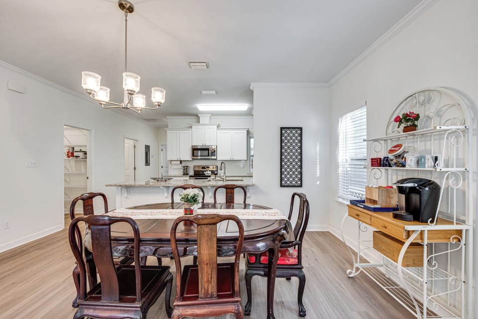 Dining Area | 1st Floor