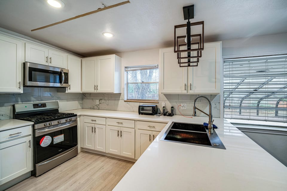 Kitchen | 1st Floor | Cooking Basics | Keurig Coffee Maker