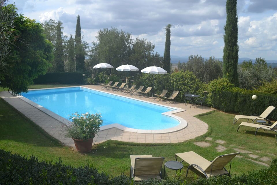 Building Exterior, Garden, Outdoor, Pool