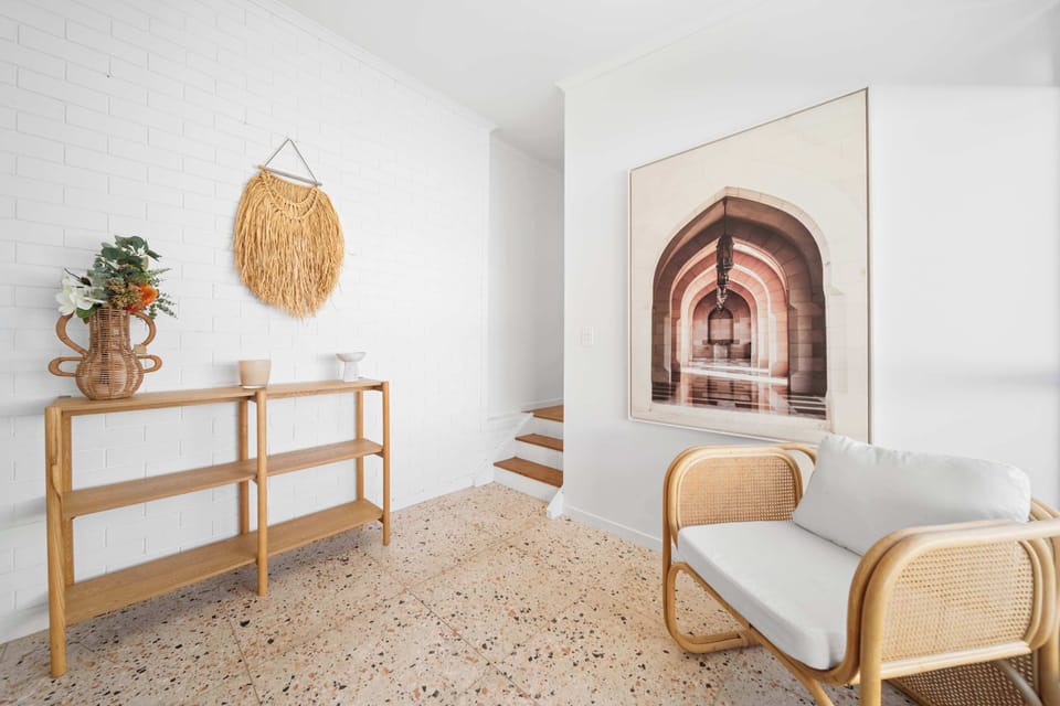 Laid back vibe with a touch of luxury.