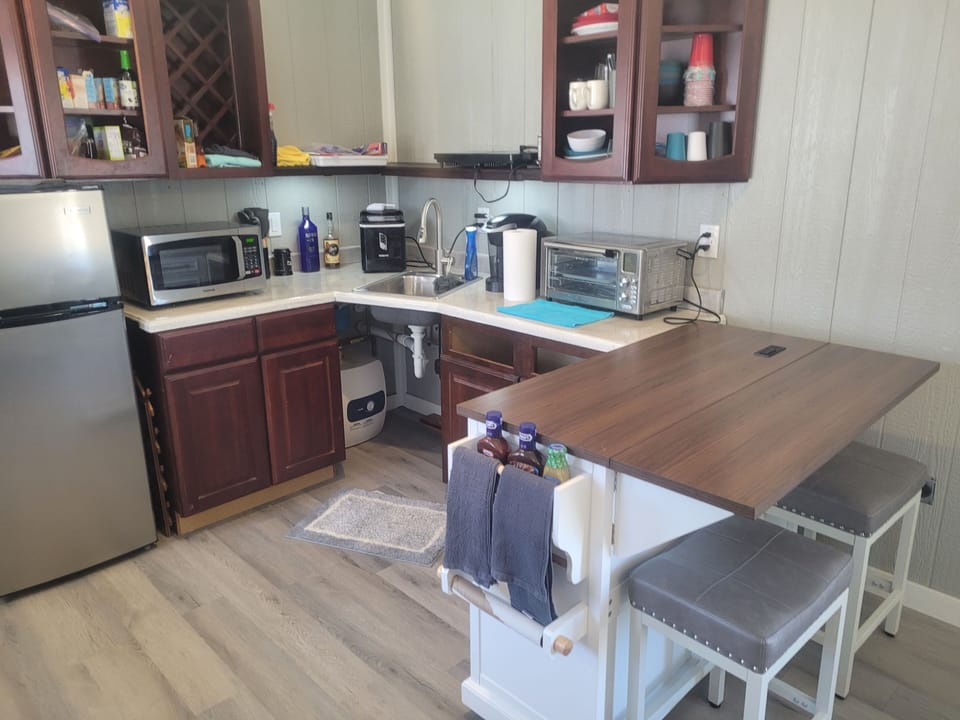 Kitchenette
