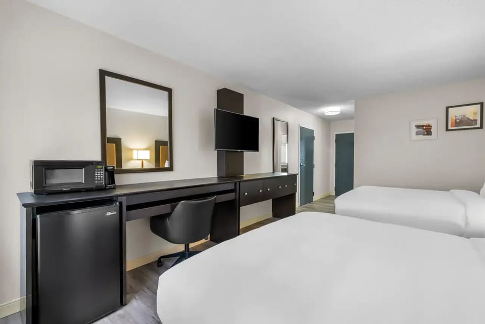 Bedroom. Interior and views may vary based on location and availability.