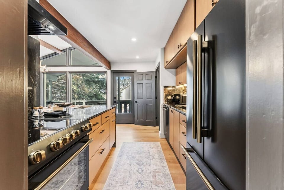Fully remodeled, designer kitchen