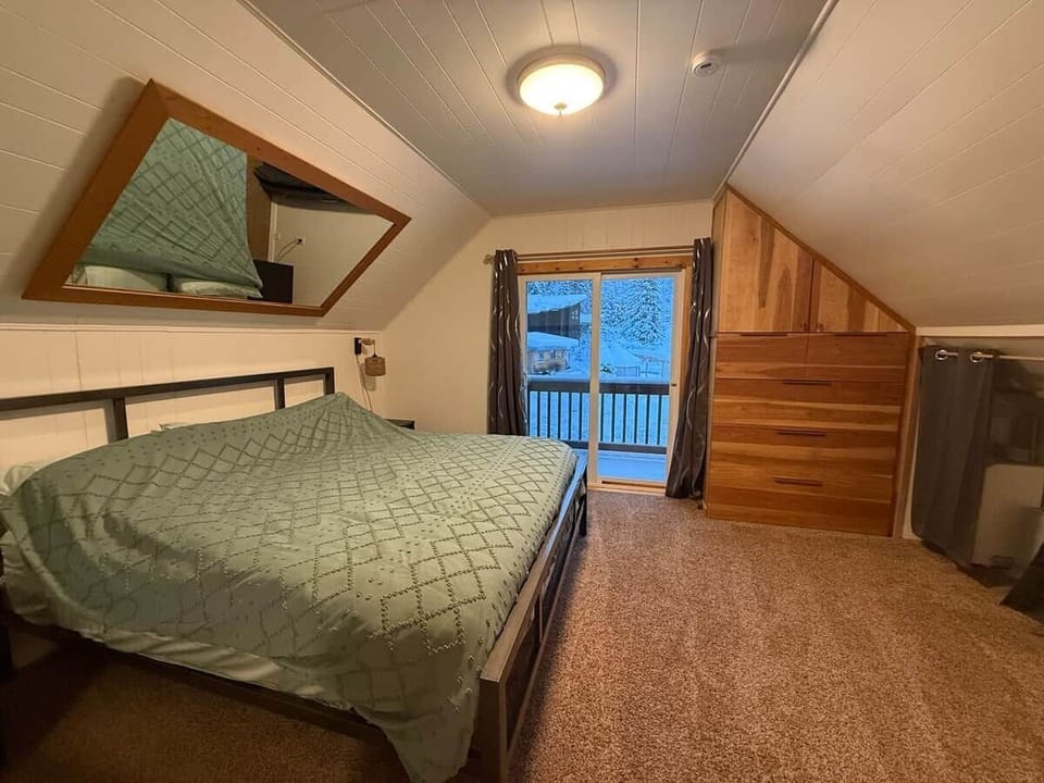 Upstairs bedroom #1