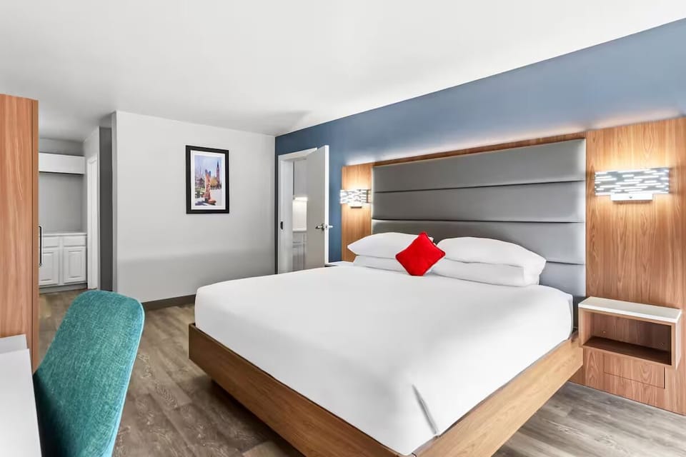 Enjoy an easy, open layout with quick access to bath.