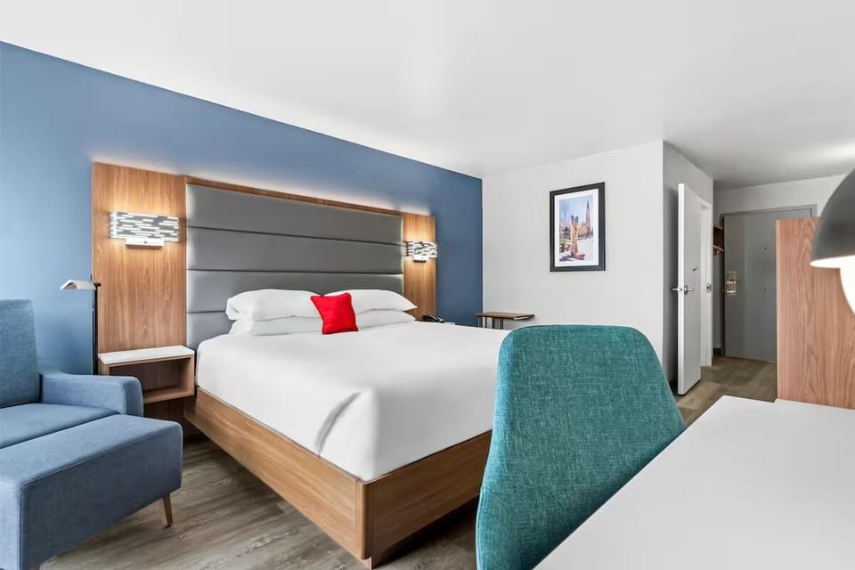 Wake up refreshed in a calm space with modern finishes.