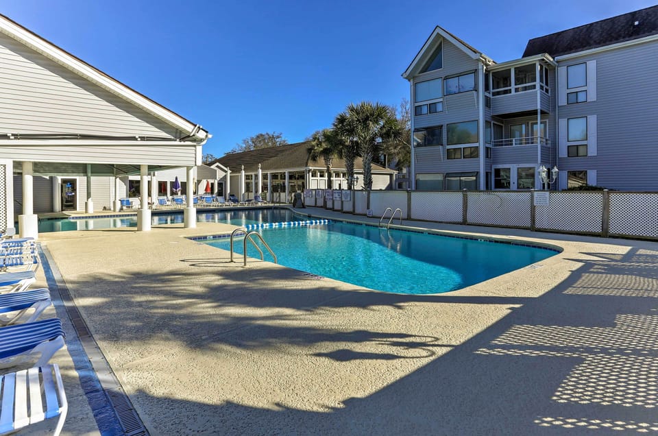 Myrtle Beach Vacation Rental | 2BR | 2BA | 975 Sq Ft | 4 Steps to Enter