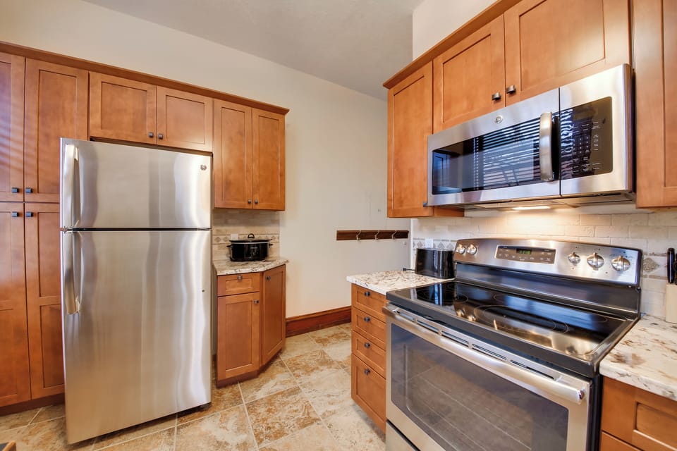 Kitchen | Dishwasher | Drip Coffee Maker