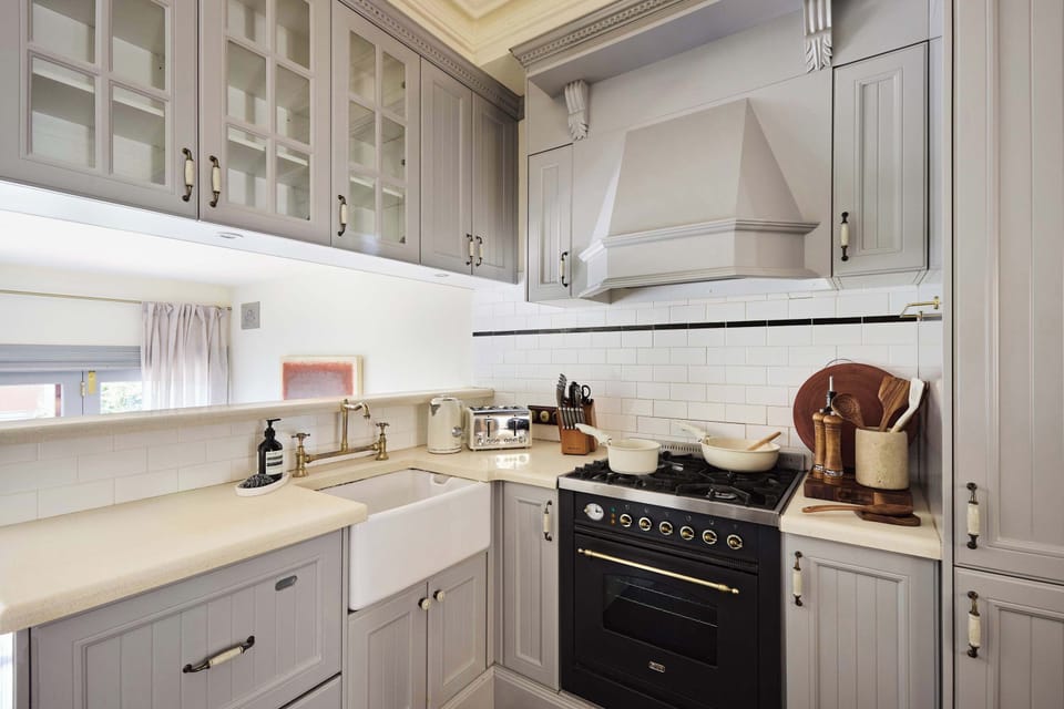 Fully equipped modern kitchen