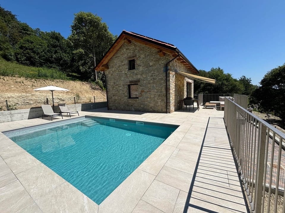 PICCO - Terrace with heated saltwater pool