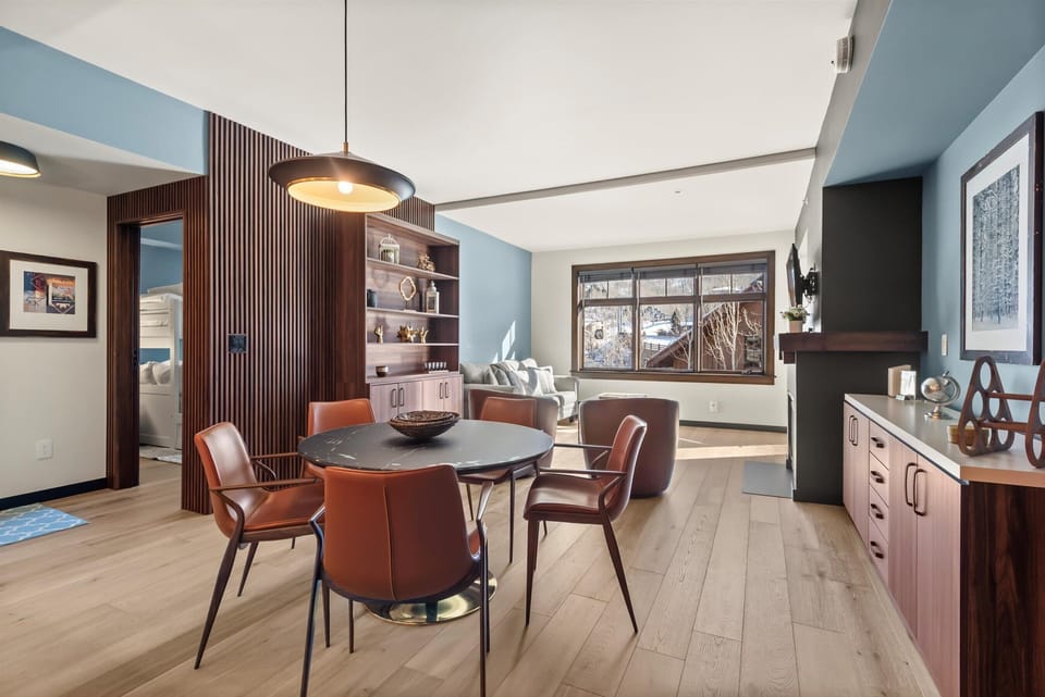 Dining / Living Room