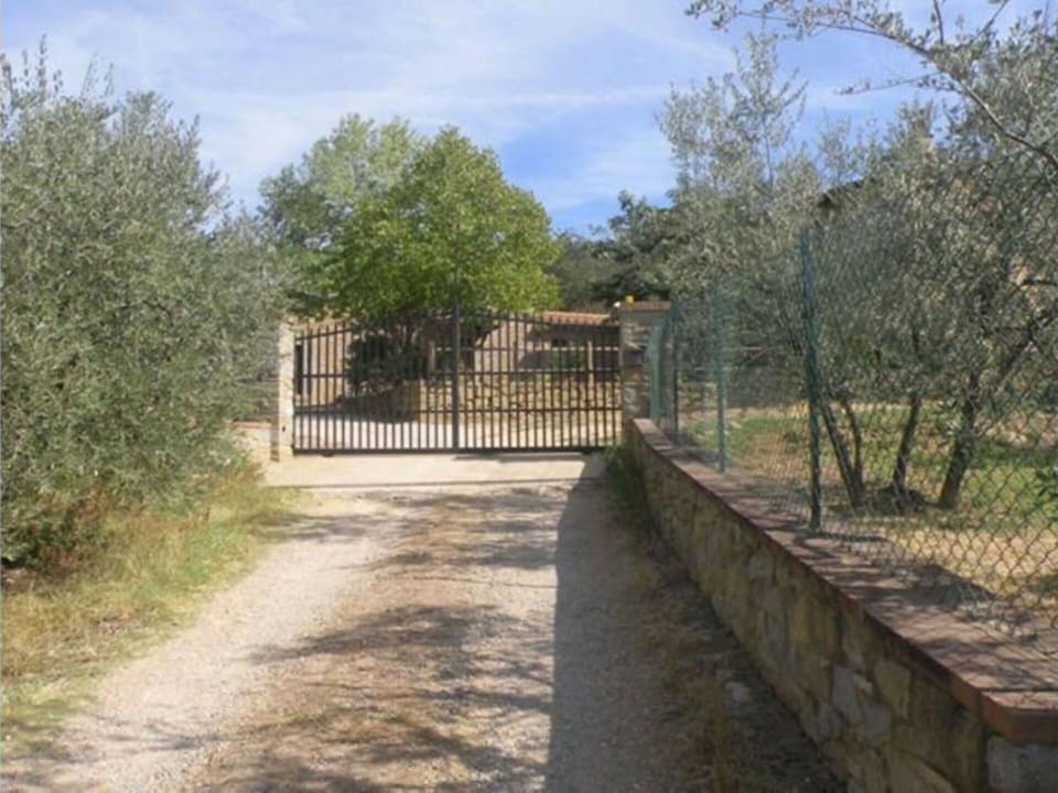Mountainous Landforms, Vegetation, Mountain, Hill, Shrub, Hill Station, Village, Hacienda, Eco Hotel