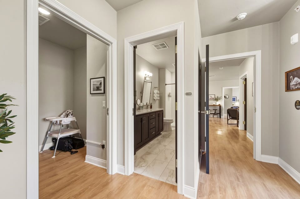 Traveling with little ones? A high chair and Pack ’n Play are available for your convenience.