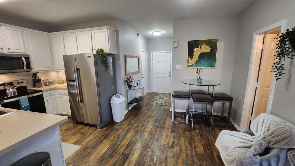 Indoors, Floor, Home Decor, Hardwood, Appliance