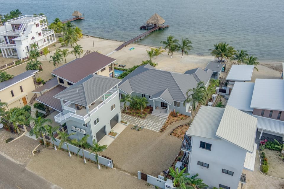 Maya Alux Beach House - 6BR Beachfront, Pool & Gym (5218)